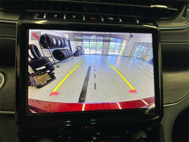 Photo of 2022 Velvet Red Pearlcoat Jeep Grand Cherokee L