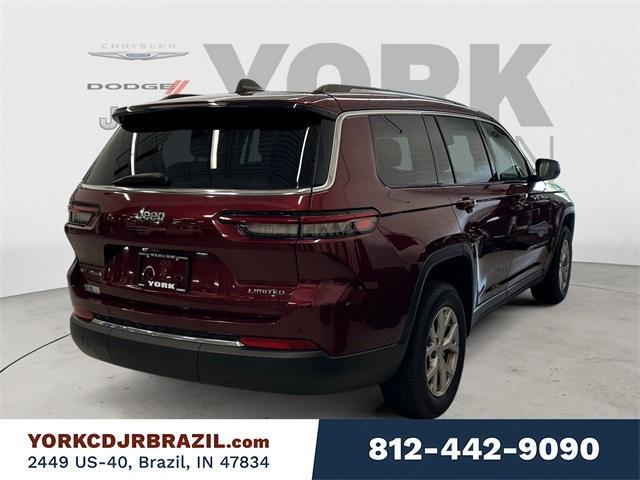 Photo of 2022 Velvet Red Pearlcoat Jeep Grand Cherokee L