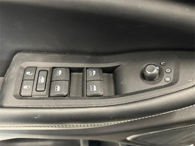 Photo of 2022 Diamond Black Jeep Grand Cherokee L