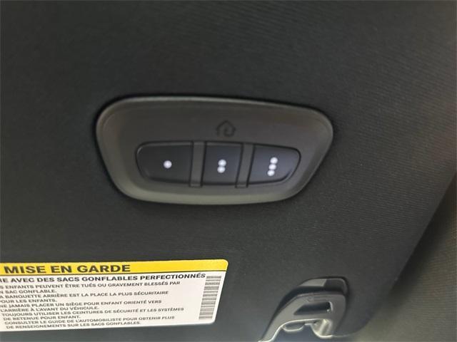 Photo of 2025 Granite Crystal Clearcoat Metallic RAM 2500