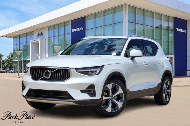 2023 Volvo XC40
