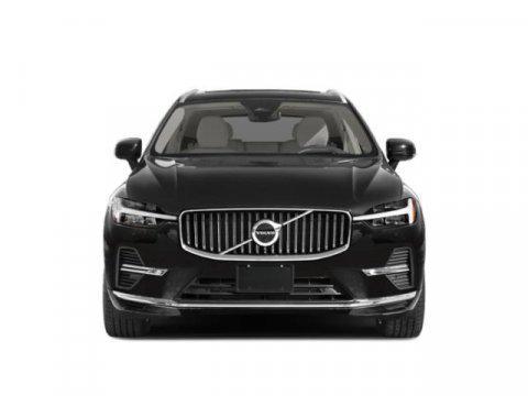 Photo of 2025 Crystal White Metallic Volvo XC60 Plug-In Hybrid