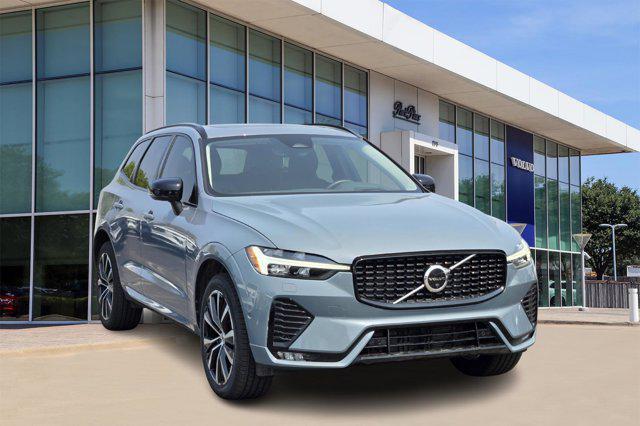 Photo of 2023 Thunder Grey Metallic Volvo XC60
