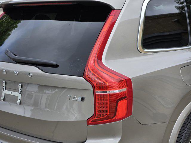 Photo of 2020 Pebble Gray Metallic Volvo XC90