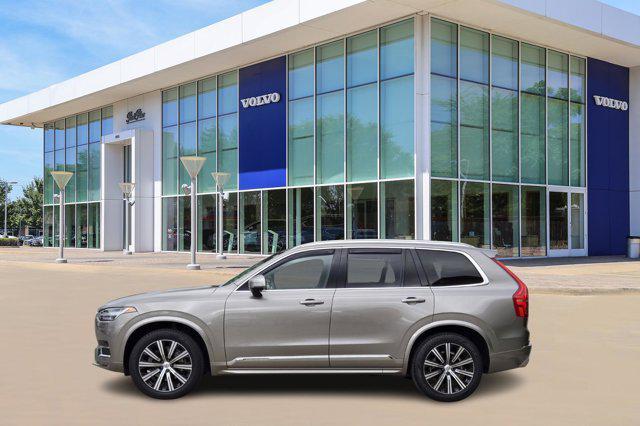 Photo of 2020 Pebble Gray Metallic Volvo XC90