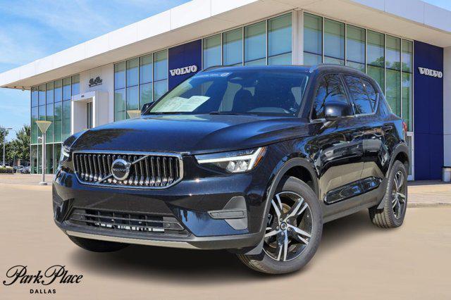 2025 Volvo XC40