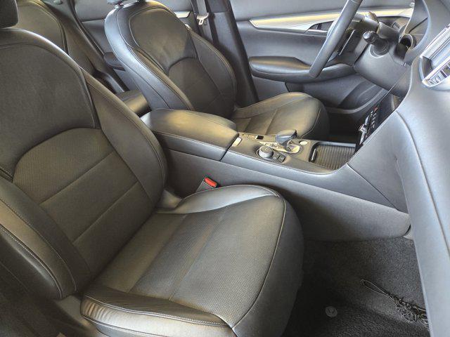 Photo of 2019 Majestic White INFINITI QX50