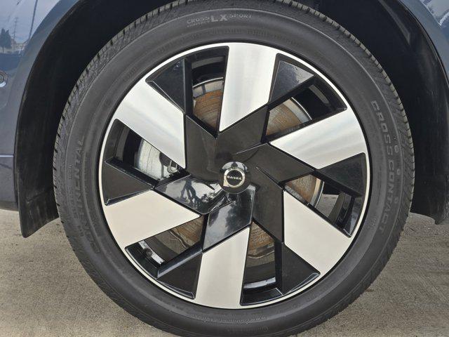 Photo of 2025 Denim Blue Metallic Volvo XC60 Plug-In Hybrid