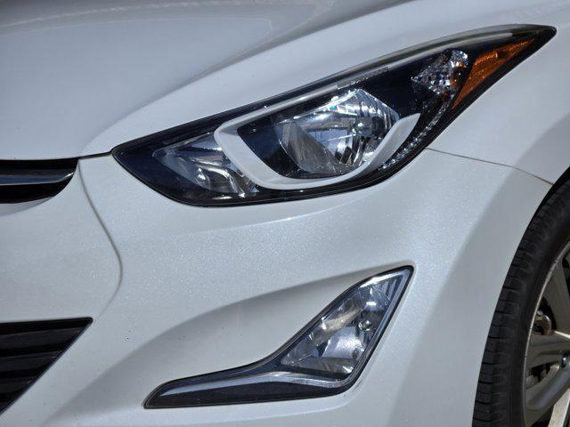 Photo of 2016 Quartz White Pearl Hyundai ELANTRA