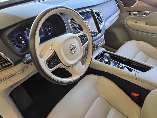 Photo of 2023 Denim Blue Metallic Volvo XC90