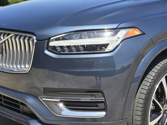 Photo of 2023 Denim Blue Metallic Volvo XC90