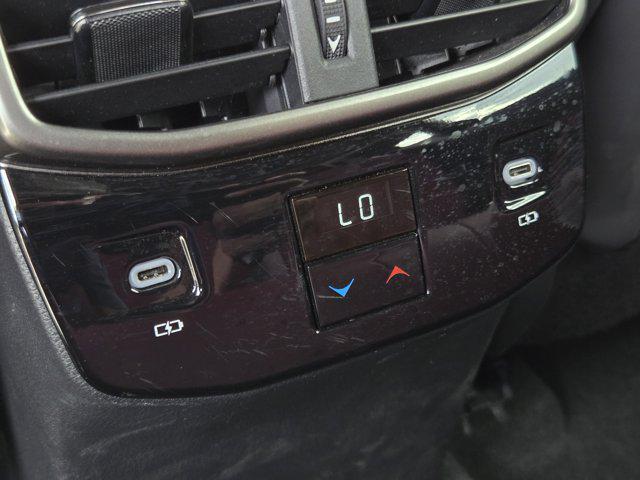Photo of 2024 Ultra White Lexus RX 350