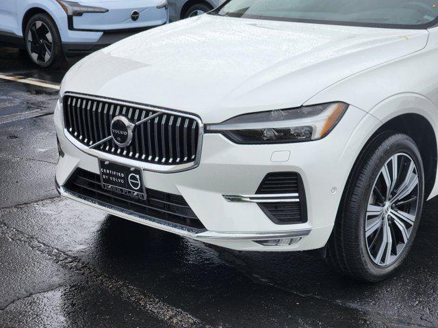 Photo of 2022 Crystal White Metallic Volvo XC60