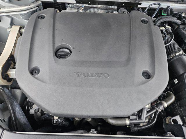 Photo of 2024 Vapour Grey Metallic Volvo XC90