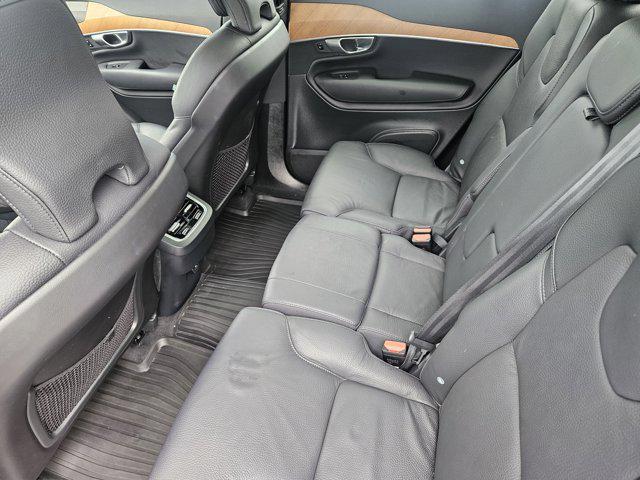 Photo of 2024 Vapour Grey Metallic Volvo XC90