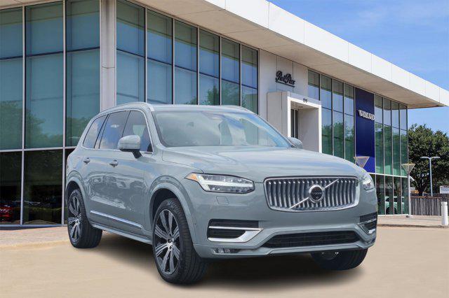 Photo of 2024 Vapour Grey Metallic Volvo XC90