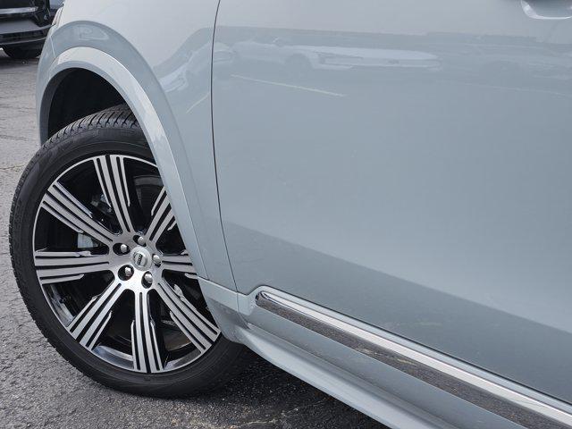 Photo of 2024 Vapour Grey Metallic Volvo XC90