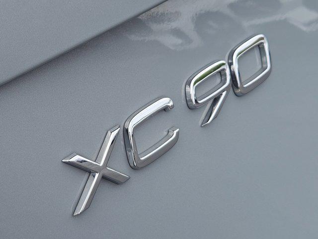 Photo of 2024 Vapour Grey Metallic Volvo XC90