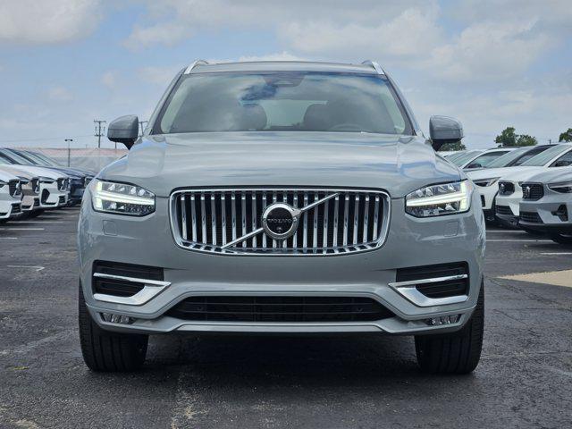 Photo of 2024 Vapour Grey Metallic Volvo XC90