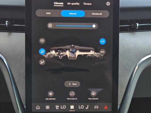 Photo of 2025 Onyx Black Metallic Volvo EX90