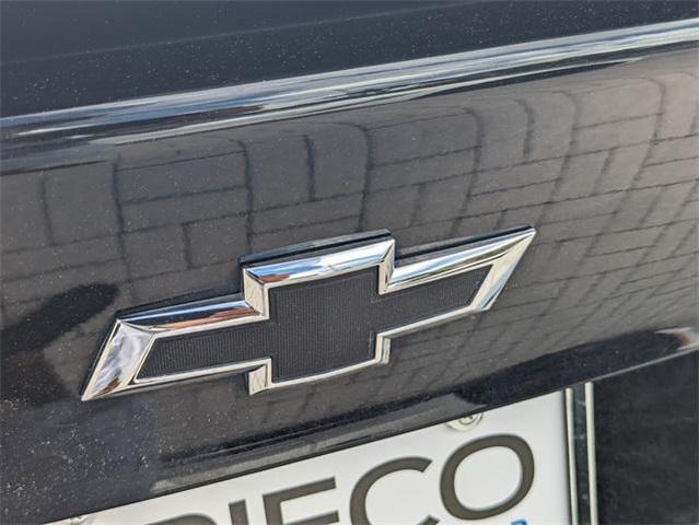 Photo of 2022 Mosaic Black Metallic Chevrolet Malibu