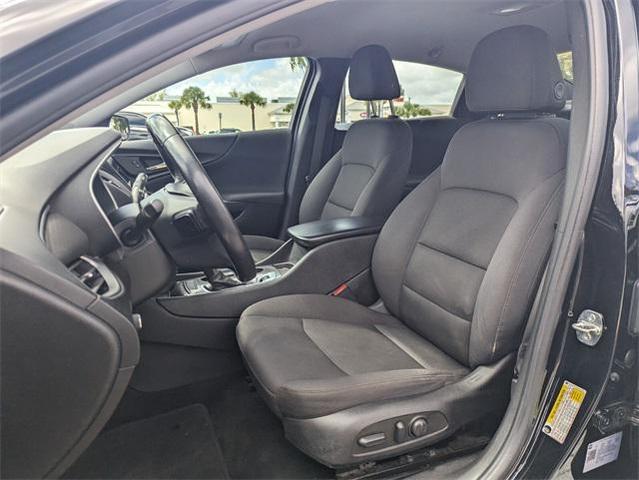 Photo of 2022 Mosaic Black Metallic Chevrolet Malibu