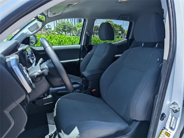 Photo of 2021 Super White Toyota Tacoma