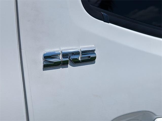 Photo of 2021 Super White Toyota Tacoma