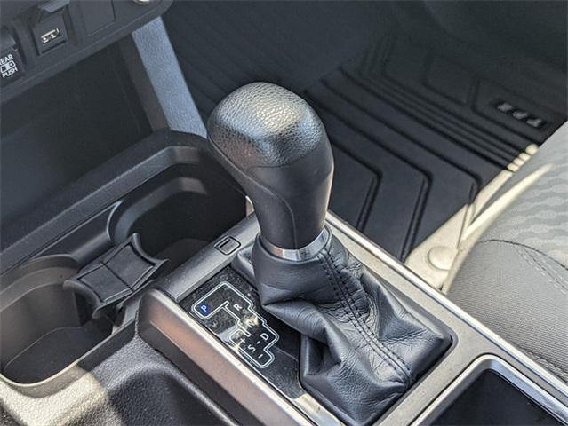 Photo of 2021 Super White Toyota Tacoma