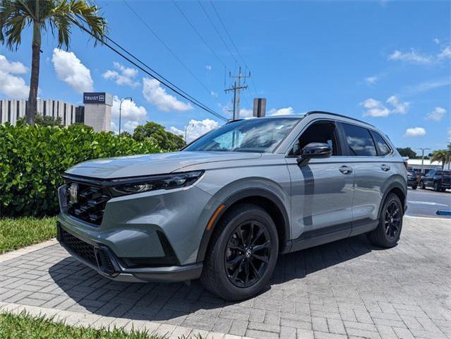 Photo of 2023 Urban Gray Pearl Honda CR-V Hybrid