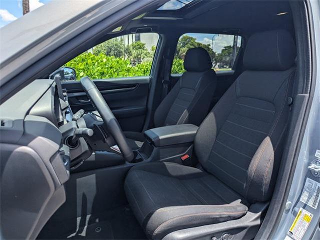 Photo of 2023 Urban Gray Pearl Honda CR-V Hybrid