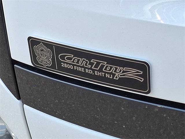 Photo of 2024 White Land Rover Range Rover