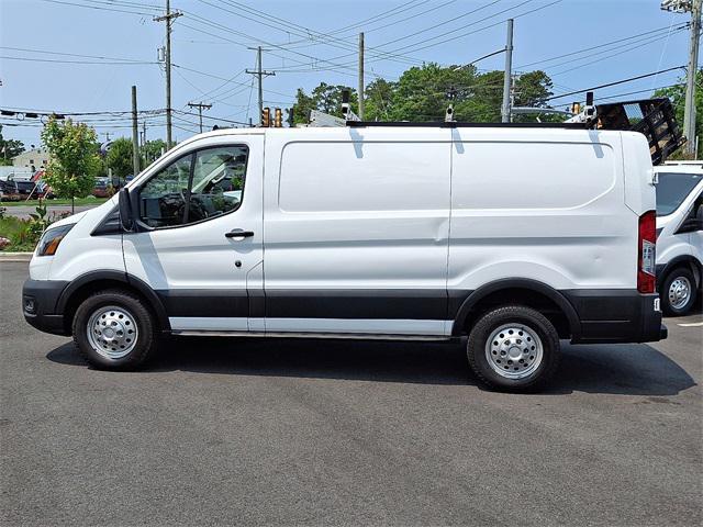 Photo of 2020 Oxford White Ford Transit-250