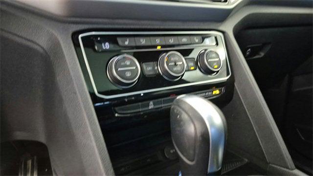Photo of 2023 Gray Volkswagen Atlas Cross Sport