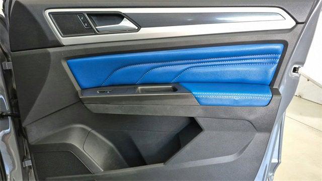 Photo of 2023 Gray Volkswagen Atlas Cross Sport