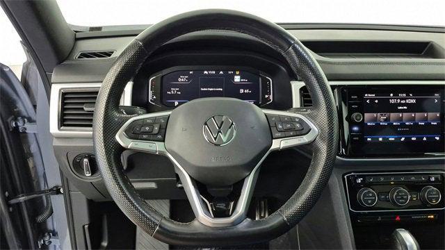 Photo of 2023 Gray Volkswagen Atlas Cross Sport