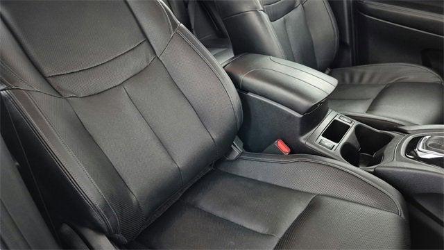 Photo of 2022 Silver Nissan Rogue Sport