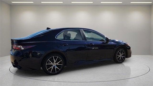 Photo of 2019 Blue Toyota Camry