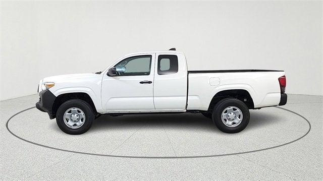Photo of 2021 White Toyota Tacoma