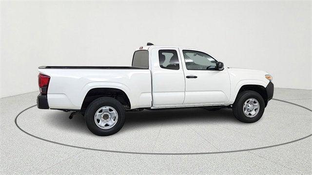 Photo of 2021 White Toyota Tacoma