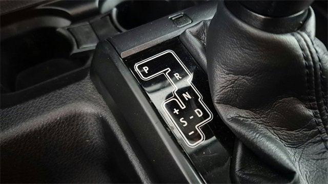 Photo of 2021 White Toyota Tacoma