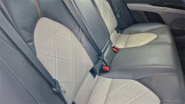 Photo of 2018 Silver Toyota Camry