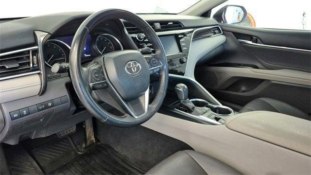 Photo of 2018 Silver Toyota Camry