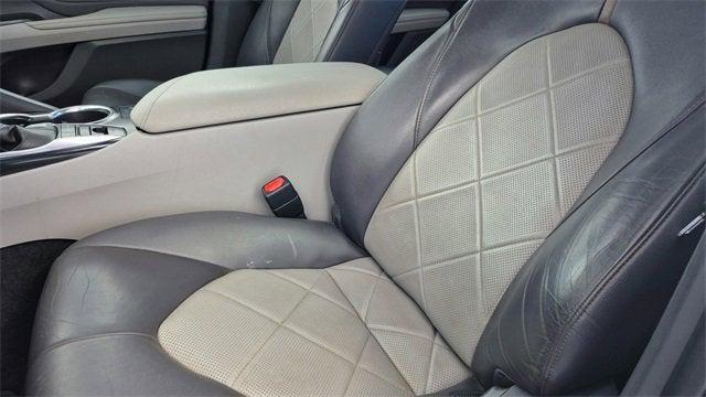 Photo of 2018 Silver Toyota Camry