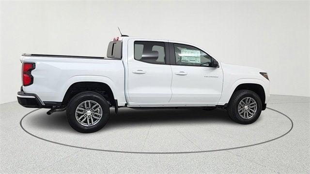 Photo of 2025 Summit White Chevrolet Colorado