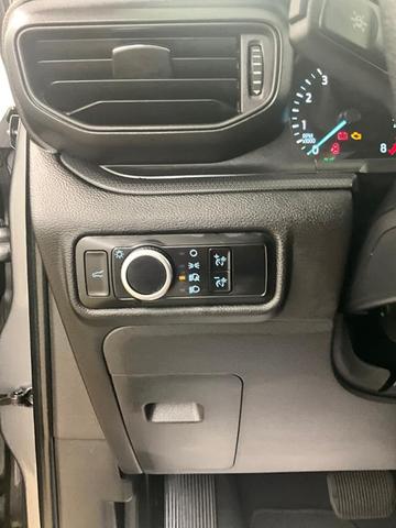 Photo of 2024 Carbonized Gray Metallic Ford Explorer