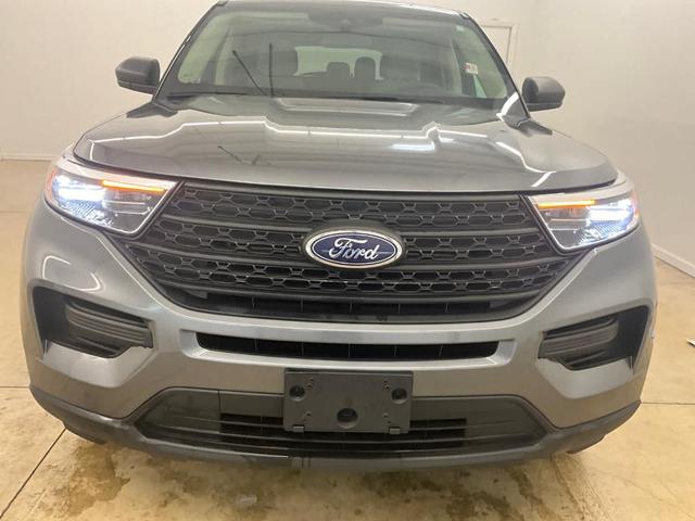 Photo of 2024 Carbonized Gray Metallic Ford Explorer
