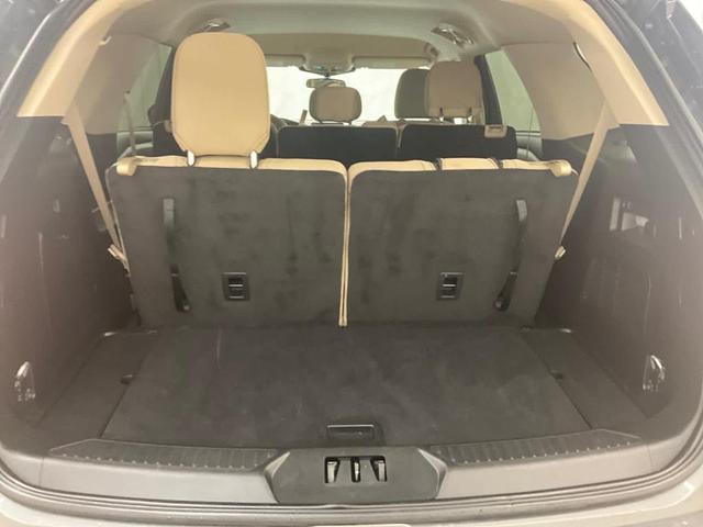 Photo of 2024 Carbonized Gray Metallic Ford Explorer