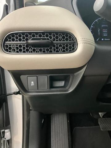 Photo of 2026 Solar Silver Metallic Honda HR-V