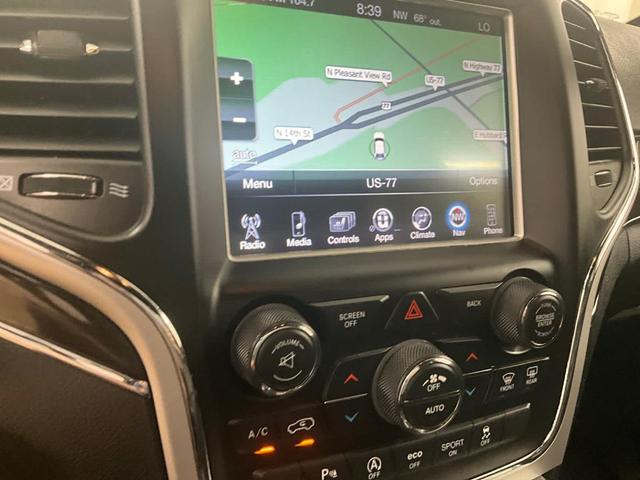 Photo of 2016 Bright White Clearcoat Jeep Grand Cherokee